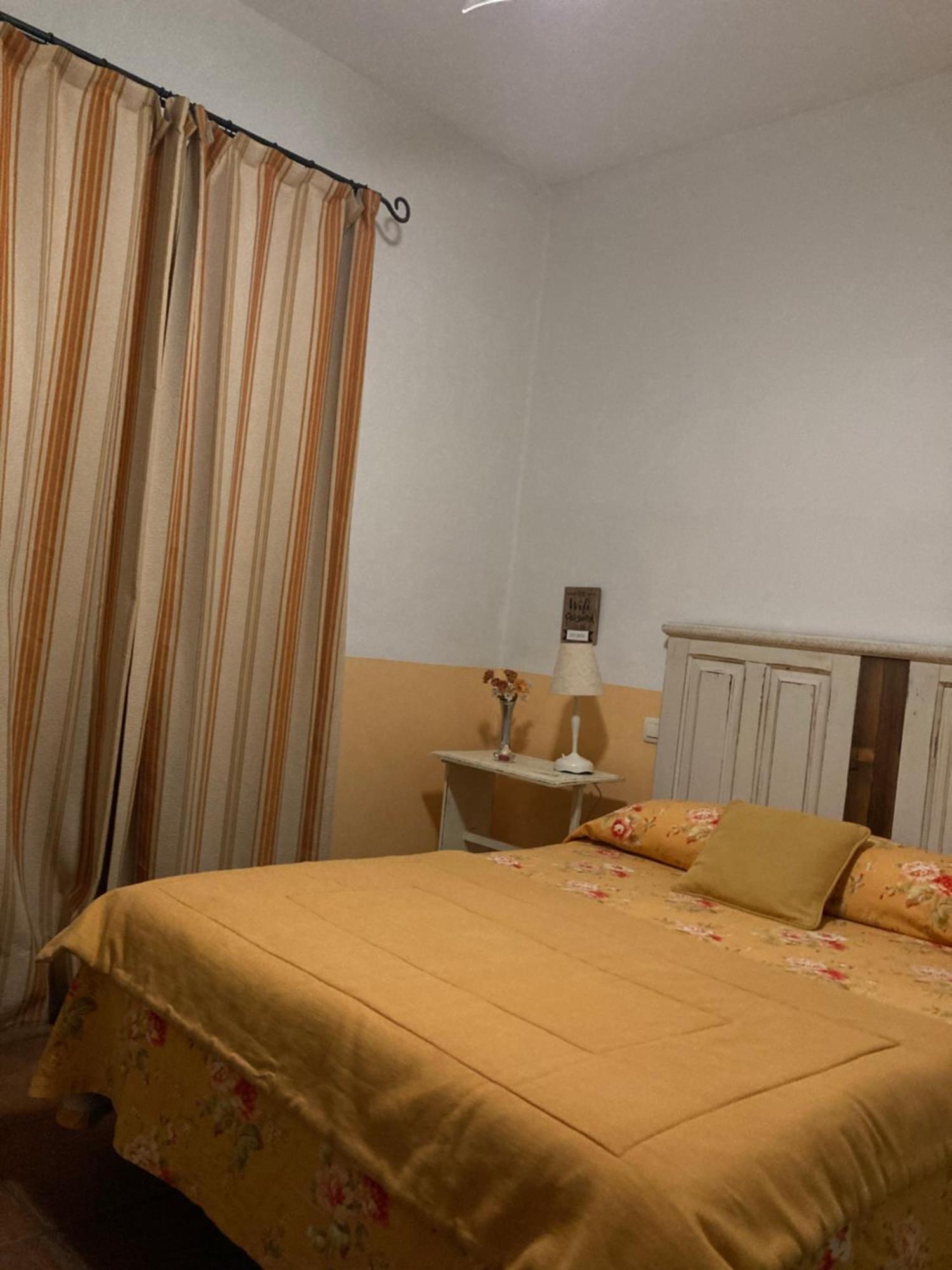 Casa Rural Valdevilano La Roca de la Sierra Ngoại thất bức ảnh