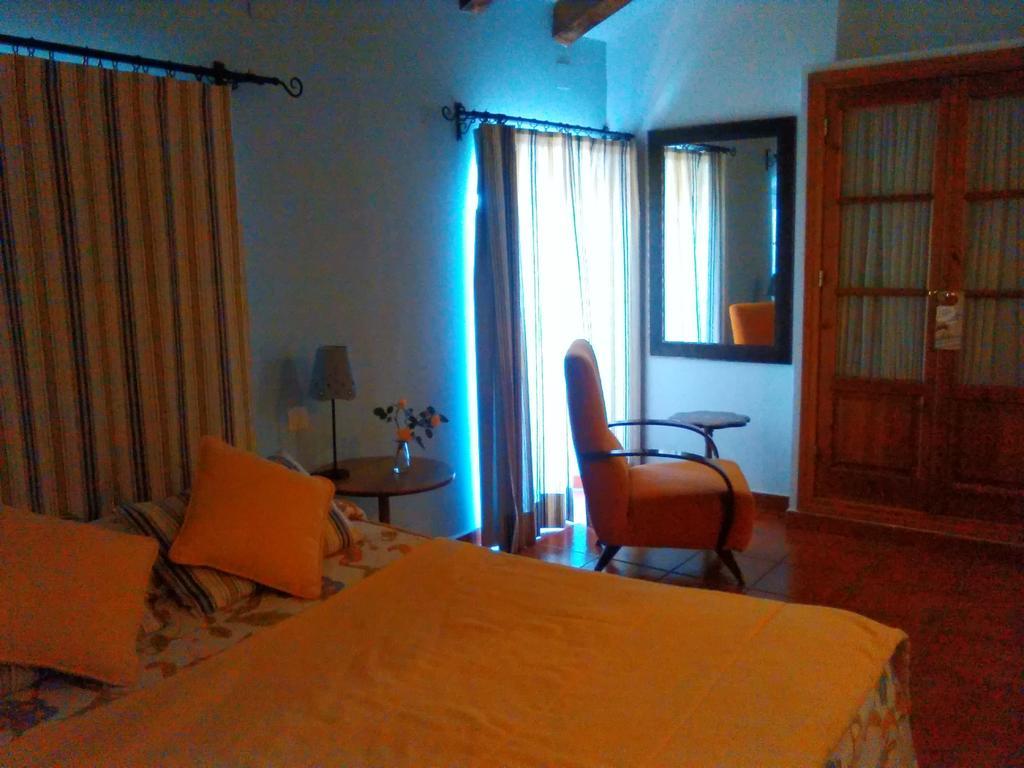 Casa Rural Valdevilano La Roca de la Sierra Phòng bức ảnh